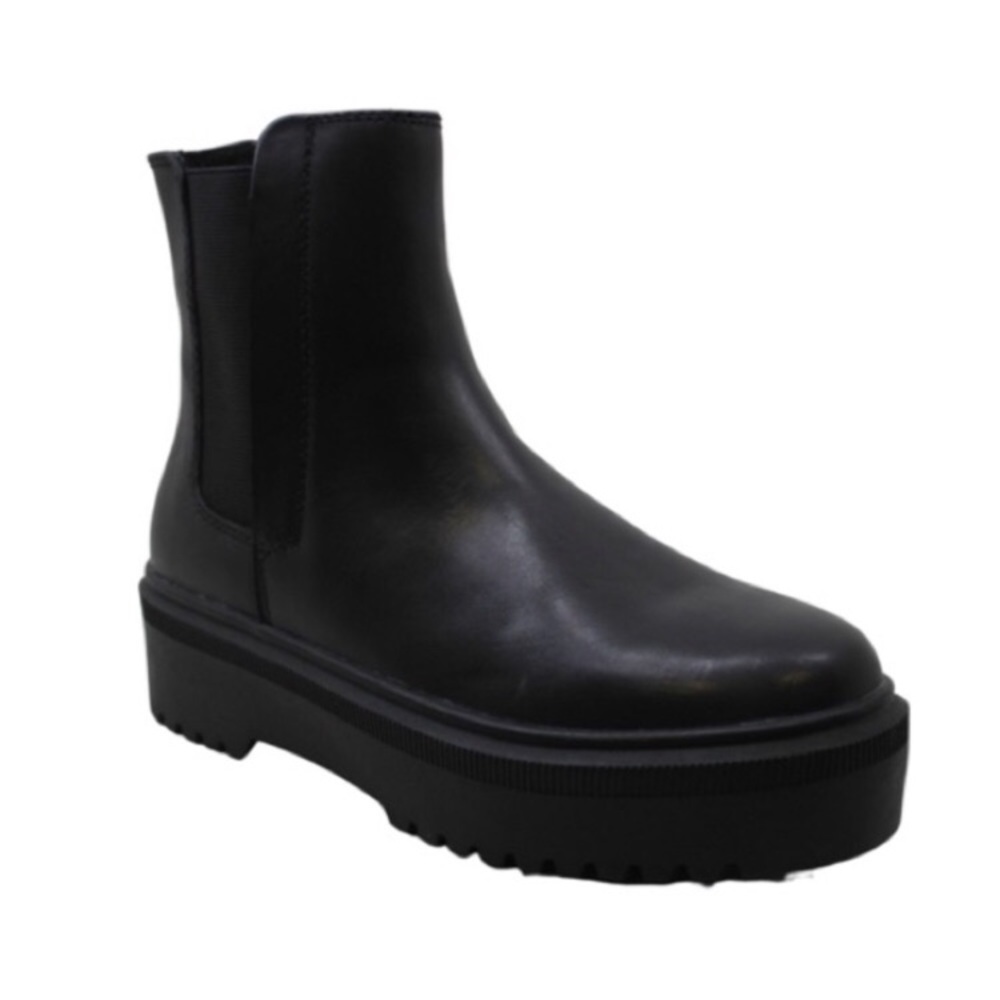 Aqua Loren Black Leather Platform Ankle Boots - Picture 4 of 11